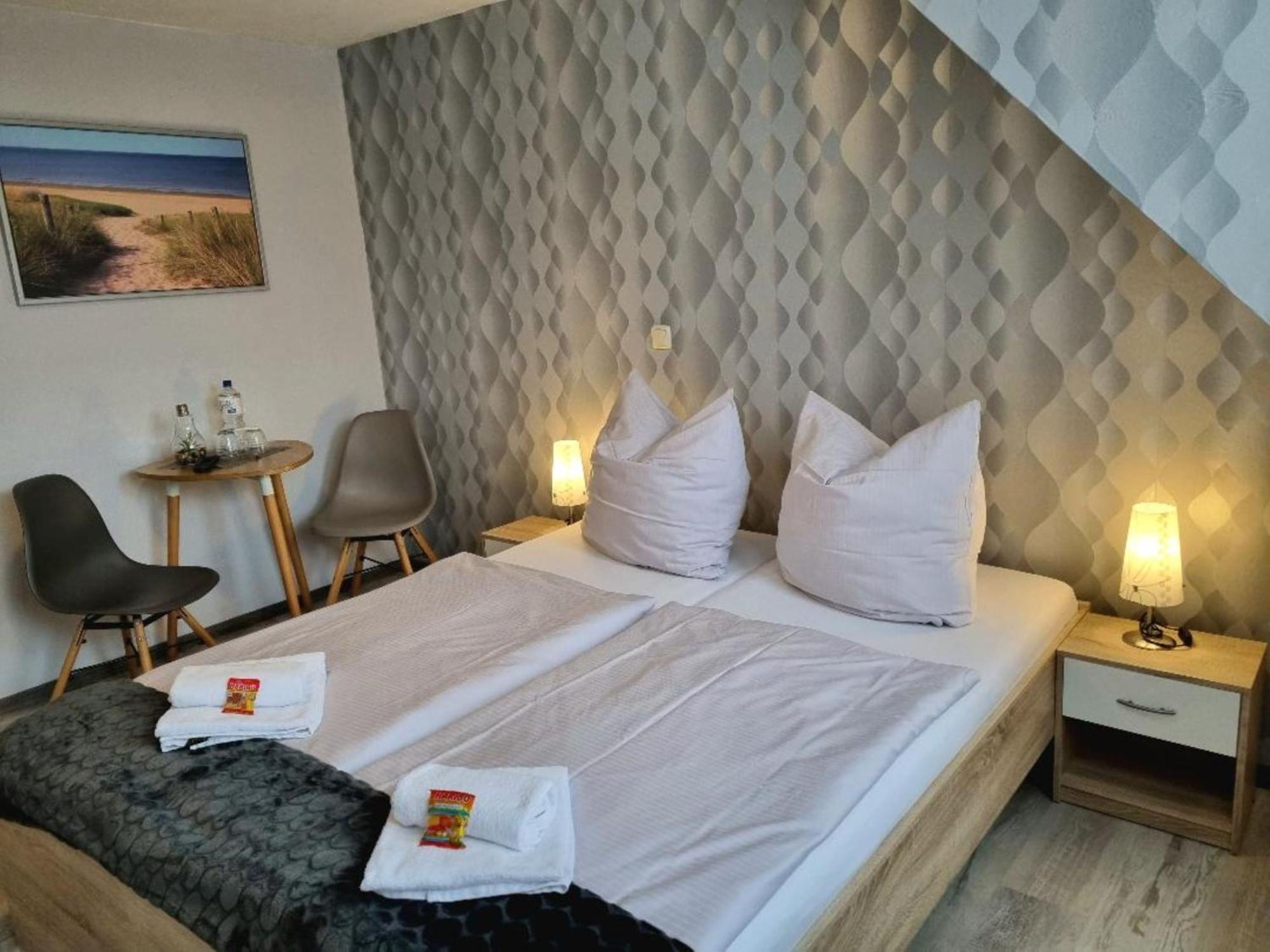 Hotel Up Diek 카롤리넨시엘 외부 사진