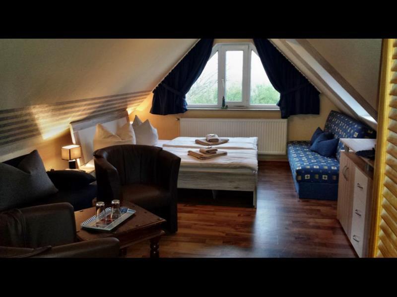 Hotel Up Diek 카롤리넨시엘 외부 사진